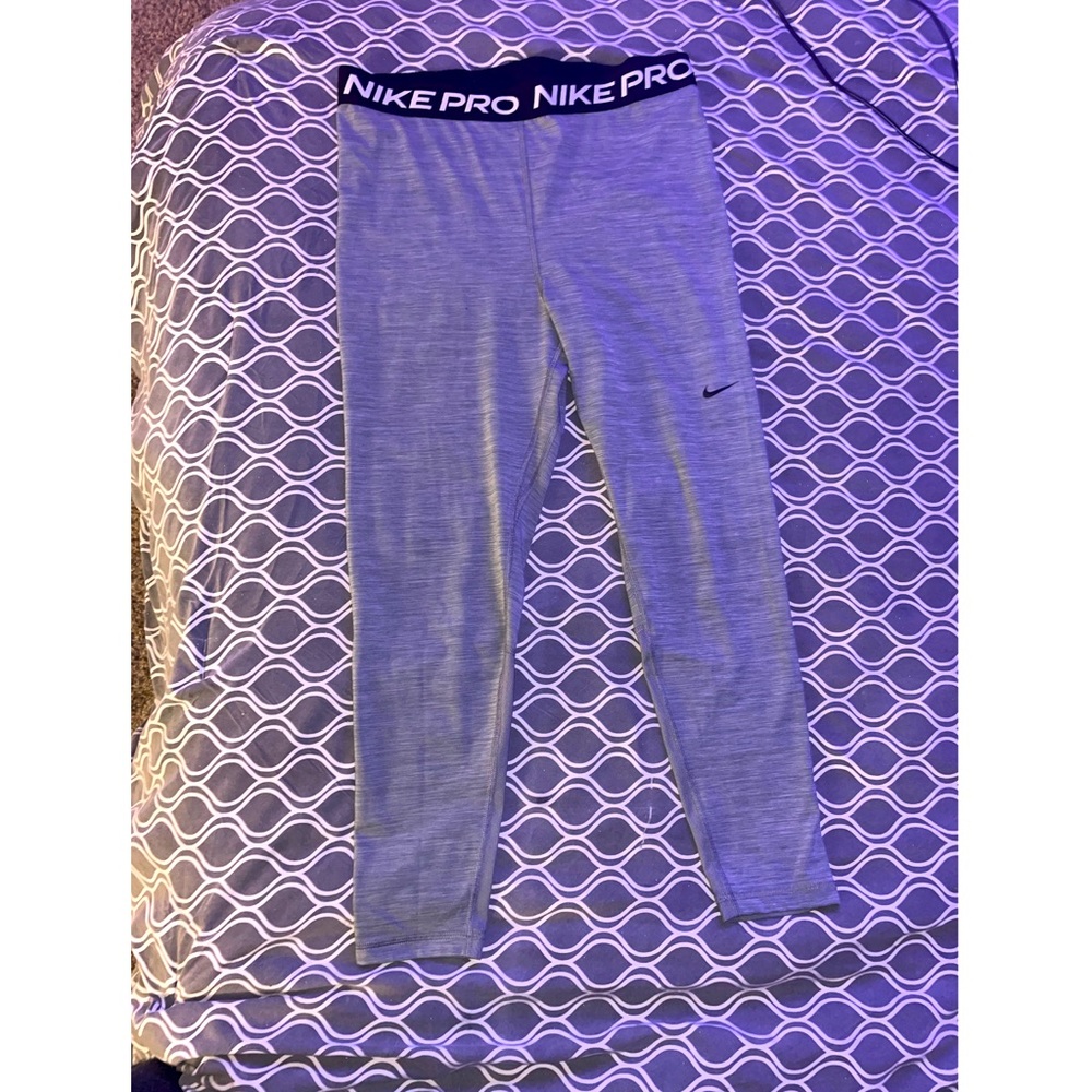 Nike pro dry fit leggings